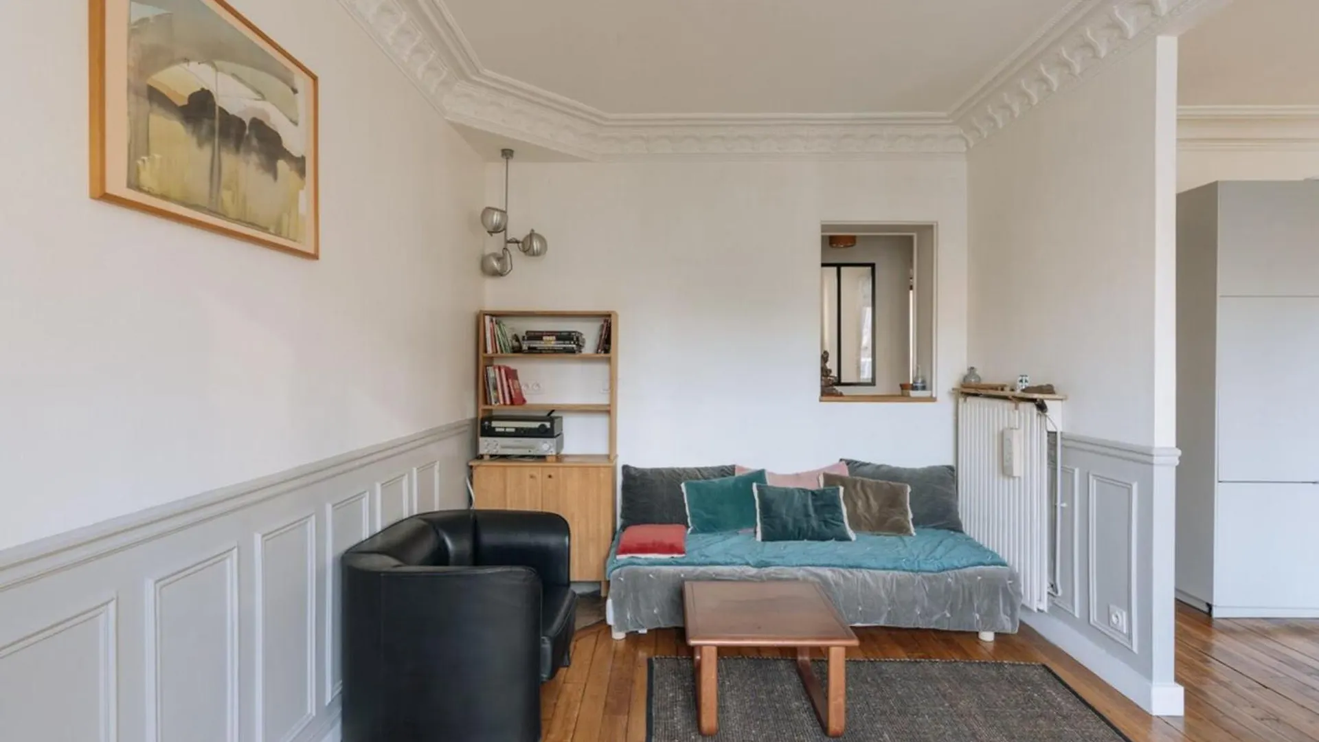 Luminous Parisian-Style 1Bd Apartmentbelleville Paris